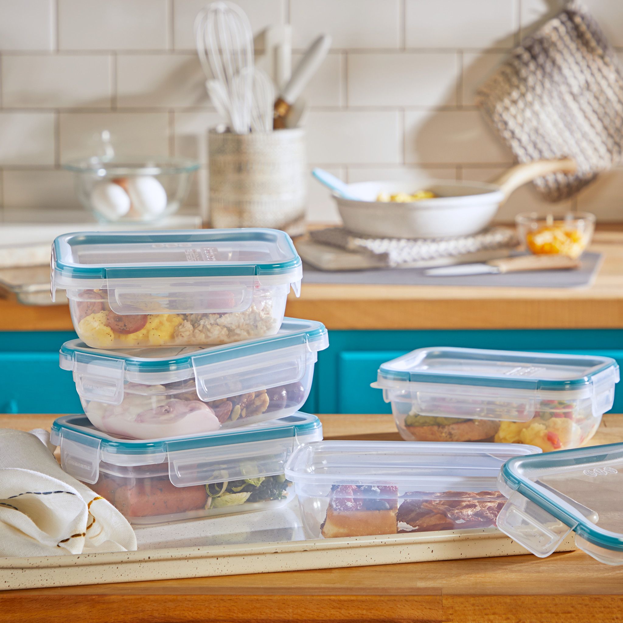Snapware Total Solution 10-piece Rectangular Plastic Food Storage Set - Image 4