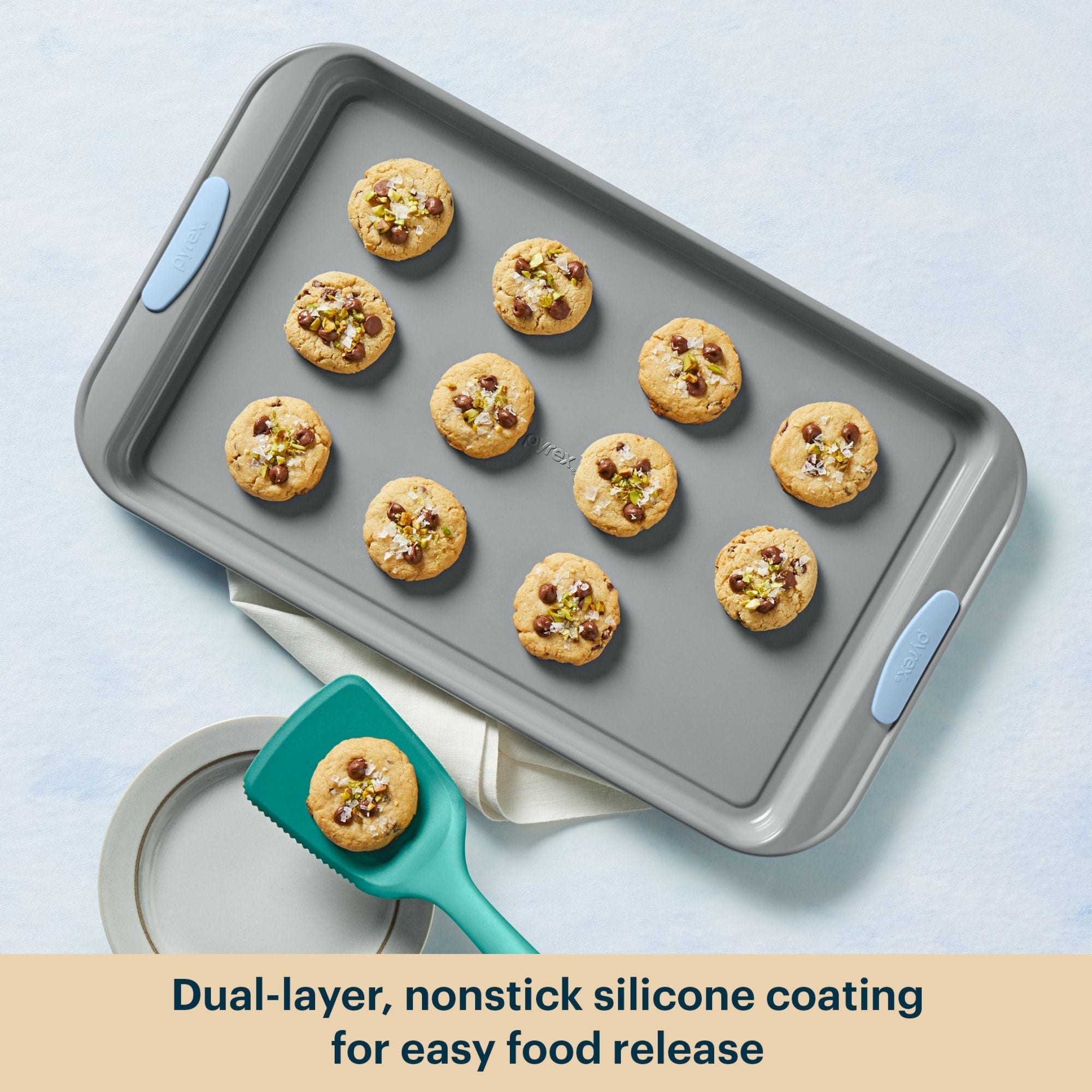 Pyrex? Metal Bakeware 3-Piece Set in Cerulean - Image 4