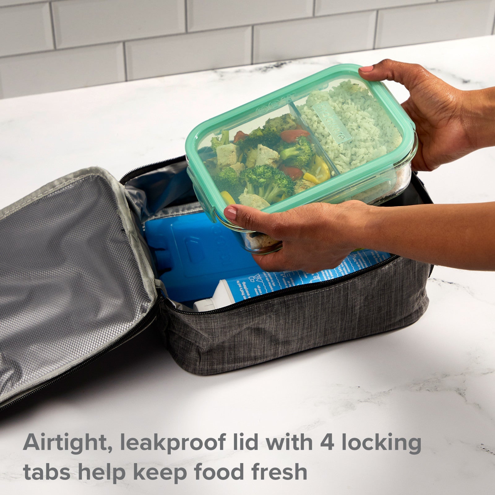 Snapware? MealBox? 4-cup Divided Glass Storage Container with Lid - Image 4
